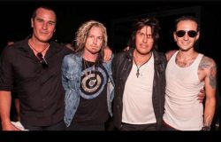 stone temple pilots with chester kroq