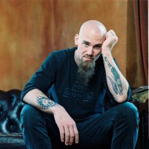 Nick Oliveri se encuentra «mucho mejor» tras su accidente – portALTERNATIVO