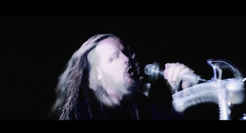 Korn estrenan el vídeo de Black Is The Soul portALTERNATIVO
