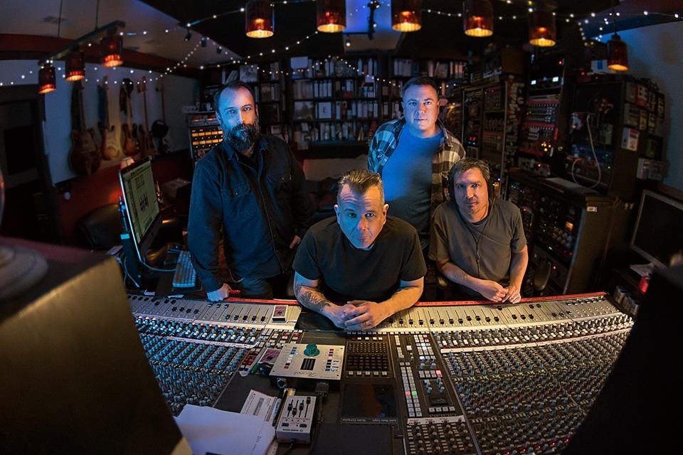 Clutch muestran imágenes de la grabación de su nuevo disco